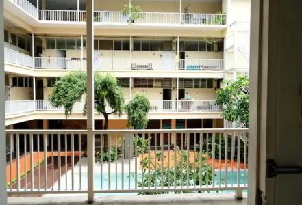 Feung Nakorn Balcony Rooms and Cafe - 35