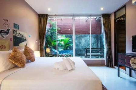 Feung Nakorn Balcony Rooms and Cafe - 60