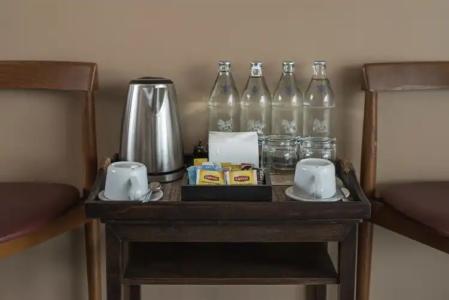 Feung Nakorn Balcony Rooms and Cafe - 12