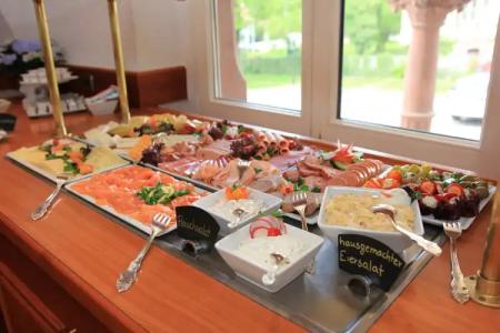 Erbprinzenpalais - 10