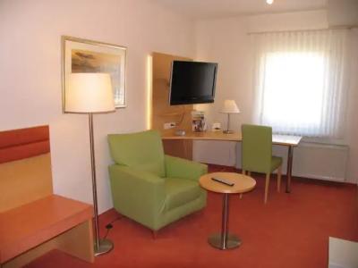 Hotel-Restaurant Zum Schwanen - 2