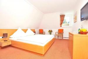 Hotel und Restaurant Petit Robby, Wenningstedt