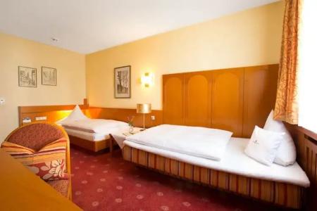 AKZENT Restaurant Altdorfer Hof - 46