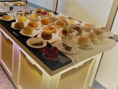 AKZENT Restaurant Altdorfer Hof - 30