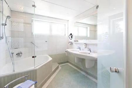 AKZENT Restaurant Altdorfer Hof - 56