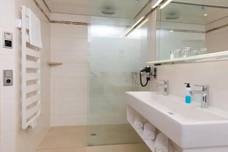 AKZENT Restaurant Altdorfer Hof - 81