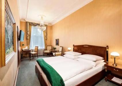 Best Western Premier Grand Russischer Hof - 14