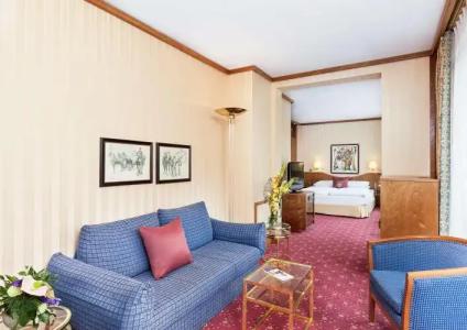 Best Western Premier Grand Russischer Hof - 5