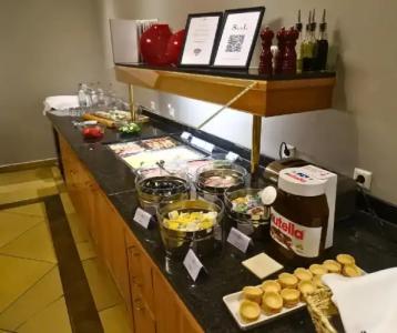 Kaiserin Augusta - 12