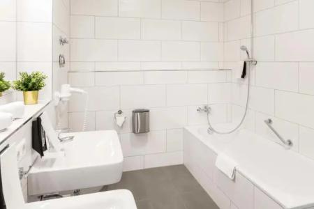 Best Western Dreiländerbrücke Weil am Rhein / Basel - 10