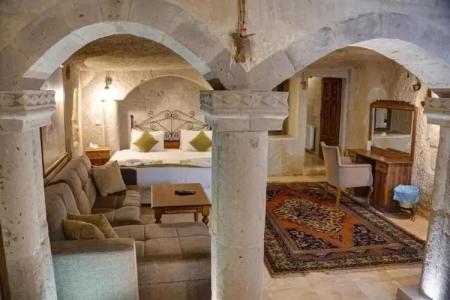 Elegance Cave Suites & Restaurant - 140