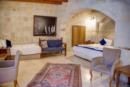 Elegance Cave Suites & Restaurant - 130