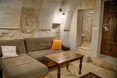 Elegance Cave Suites & Restaurant - 104