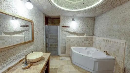 Elegance Cave Suites & Restaurant - 160