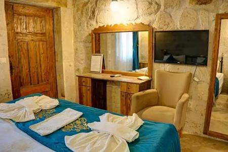 Elegance Cave Suites & Restaurant - 103