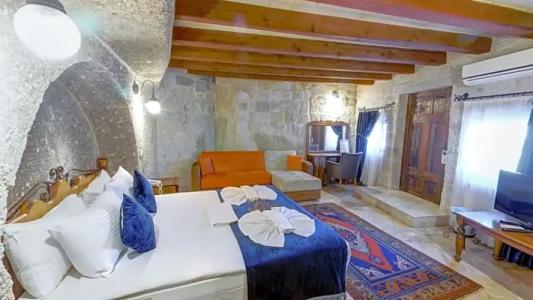 Elegance Cave Suites & Restaurant - 122