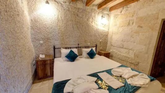 Elegance Cave Suites & Restaurant - 137