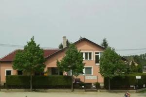 Guest House «Ujvári Vendégház», Fertod