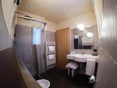 Francesin Active - 33