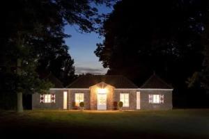 Schloss Hertefeld & Hertefeldhof Mini-hotel, Weeze-Niederrhein