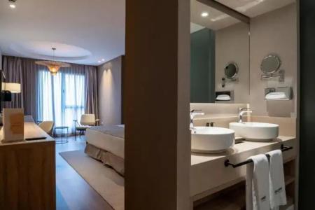 Barceló Oviedo Cervantes - 49