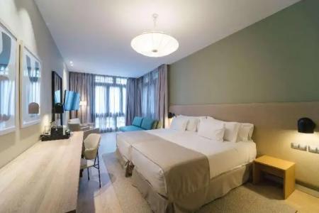 Barceló Oviedo Cervantes - 70