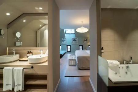 Barceló Oviedo Cervantes - 9