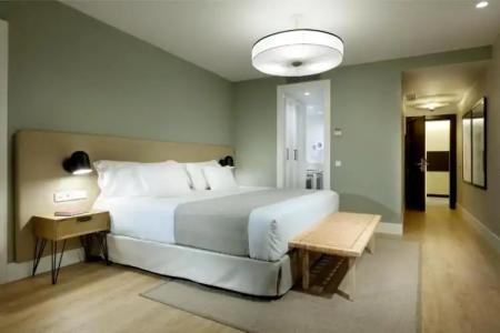 Barceló Oviedo Cervantes - 94