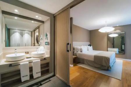 Barceló Oviedo Cervantes - 50