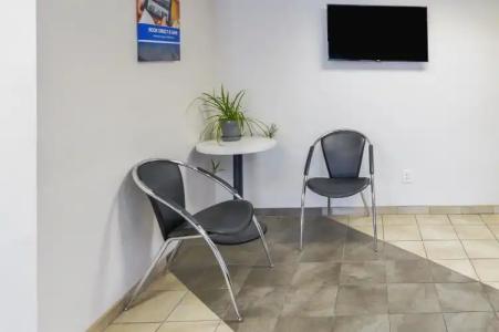 Motel 6-Duluth, MN - 13