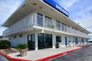 Motel 6-Galveston, TX, Galveston