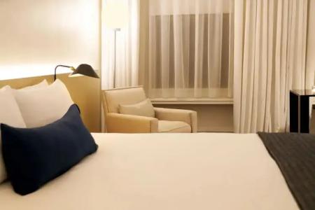 Ambassador Chicago, part of JdV by Hyatt - 3