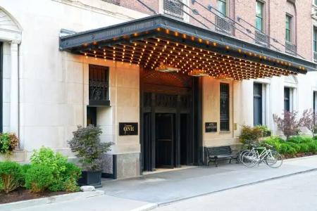 Ambassador Chicago, part of JdV by Hyatt