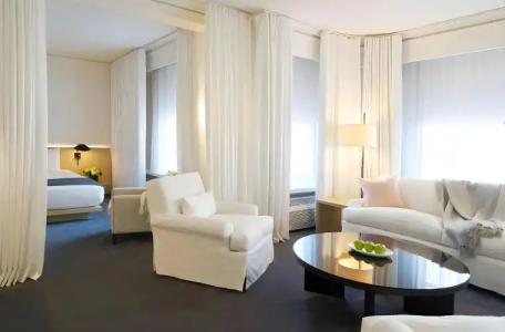 Ambassador Chicago, part of JdV by Hyatt - 2