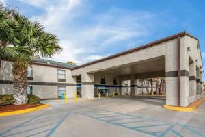 Motel 6-Laredo, TX - North I-35, Laredo