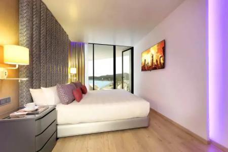 Hard Rock Ibiza - 93