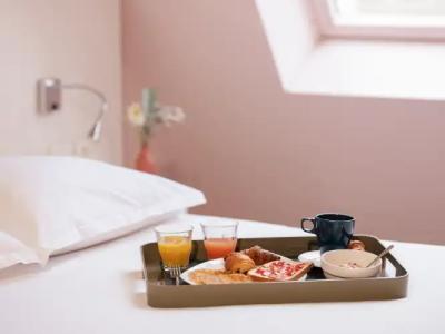 Legend Saint Germain - 25