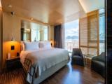 Grand Double Suite with harbour view