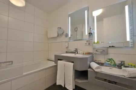 SonnenBayerischer Hof - 123