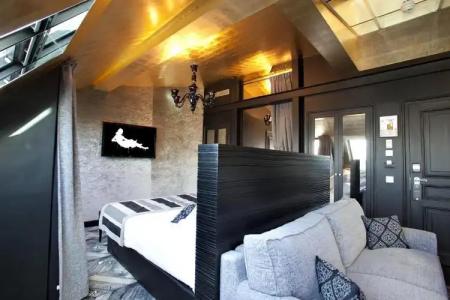 Maison Albars Le Champs-Elysées - 94