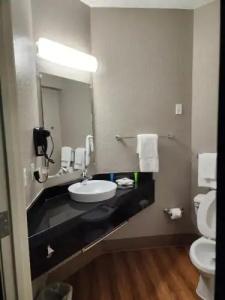 Motel 6-Biloxi, MS - Beach - 48