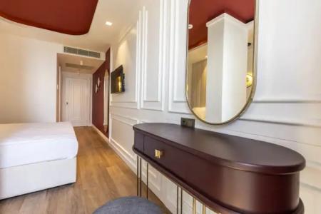 La Boutique & Suites - 101