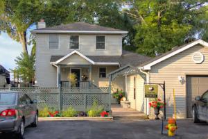 Point Pelee Lakeshore B&B, Leamington