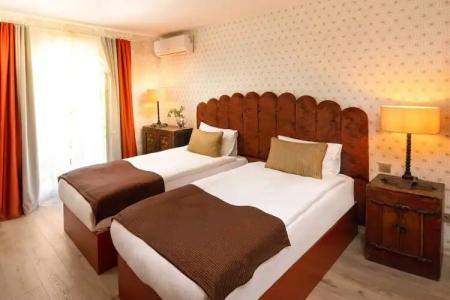 La Capria Suite Alacati - 60