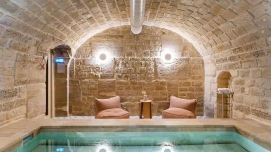 Le Petit Beaumarchais & Spa - 15