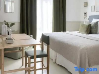 Le Petit Beaumarchais & Spa - 71