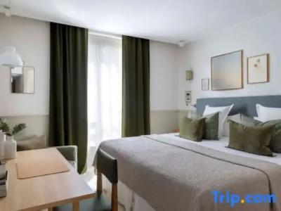Le Petit Beaumarchais & Spa - 72