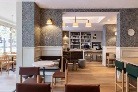 Le Petit Beaumarchais & Spa - 22