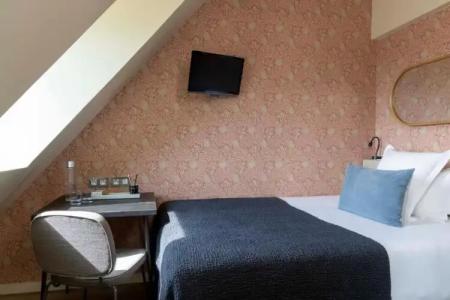 Le Petit Beaumarchais & Spa - 40