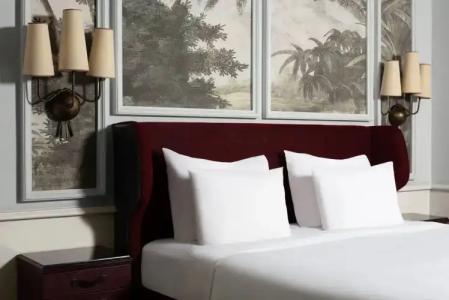 Adahan DeCamondo Pera, Autograph Collection - 47